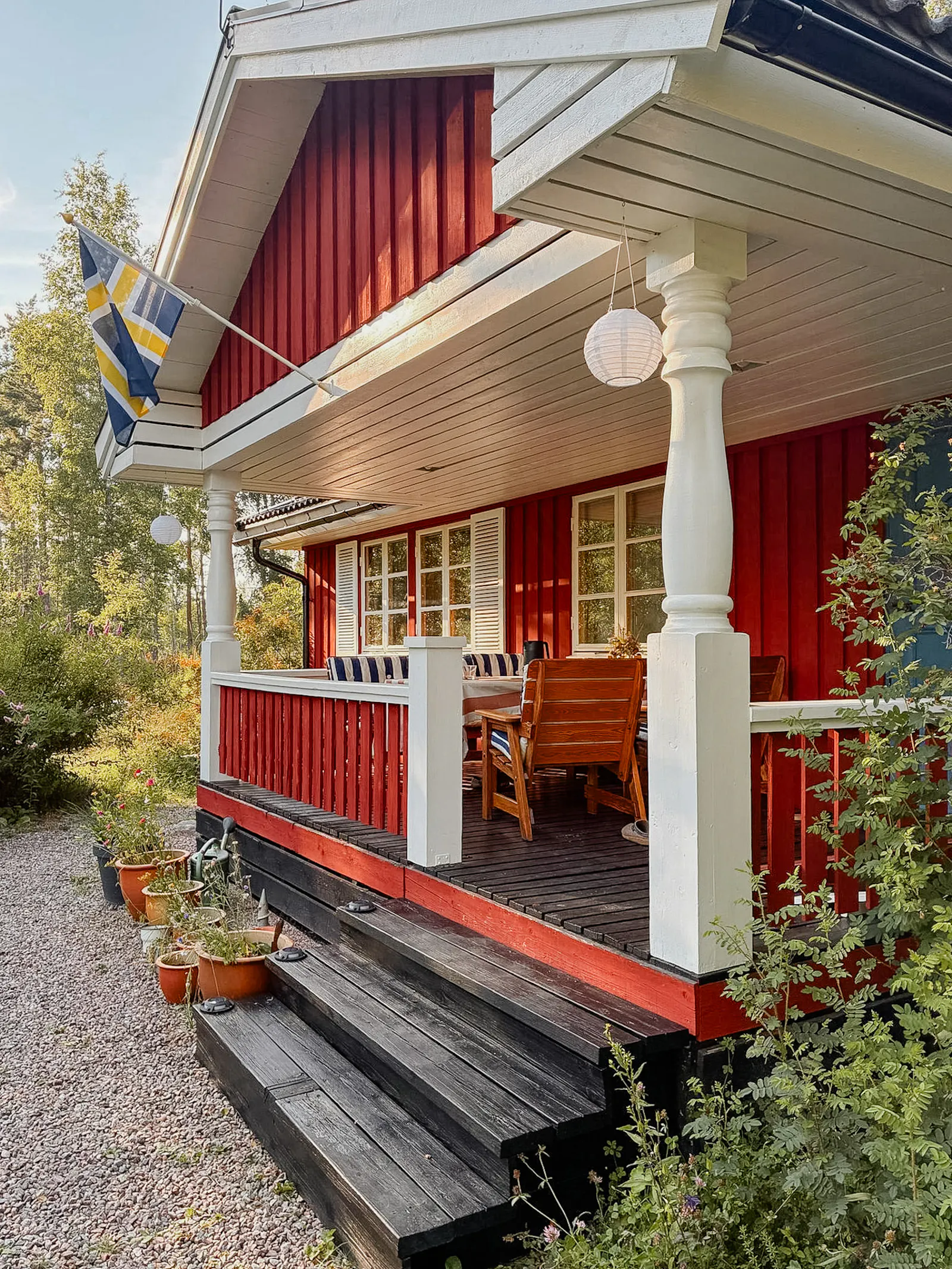 Charmigt hus på Vätö omgivet av lugn och skog – bild 21 av 24