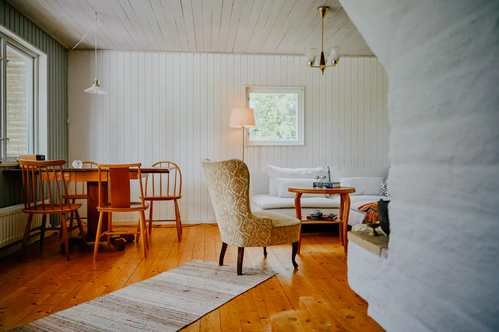 Lantlig stuga för kreativa själar vid Lingbosjön – bild 6 av 24