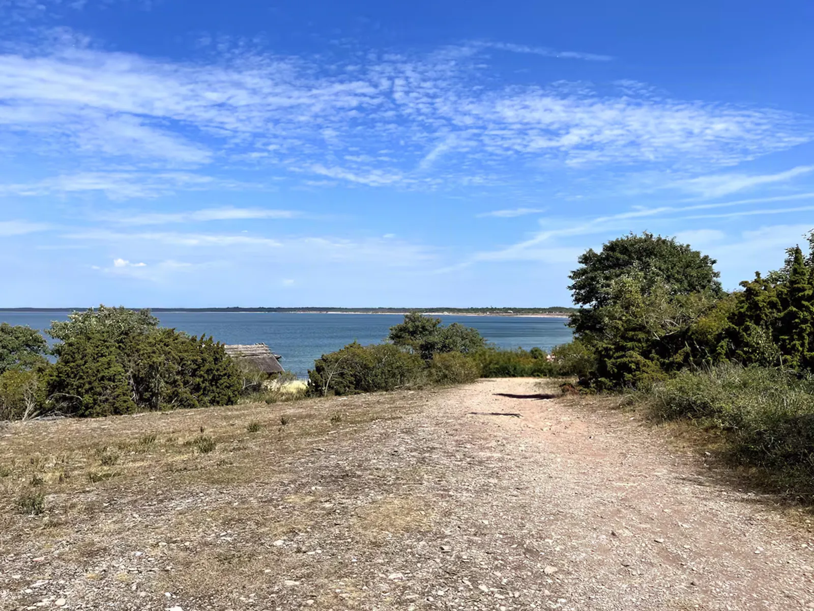 Rustik gård i avskilt Knisa på Öland – bild 4 av 23