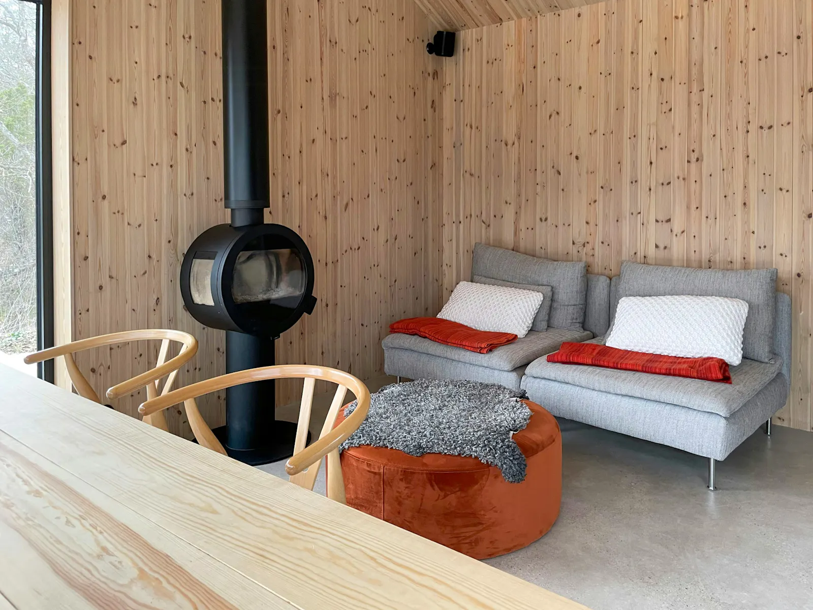 Arkitektritat hus i Etelhem på Gotland – bild 9 av 24