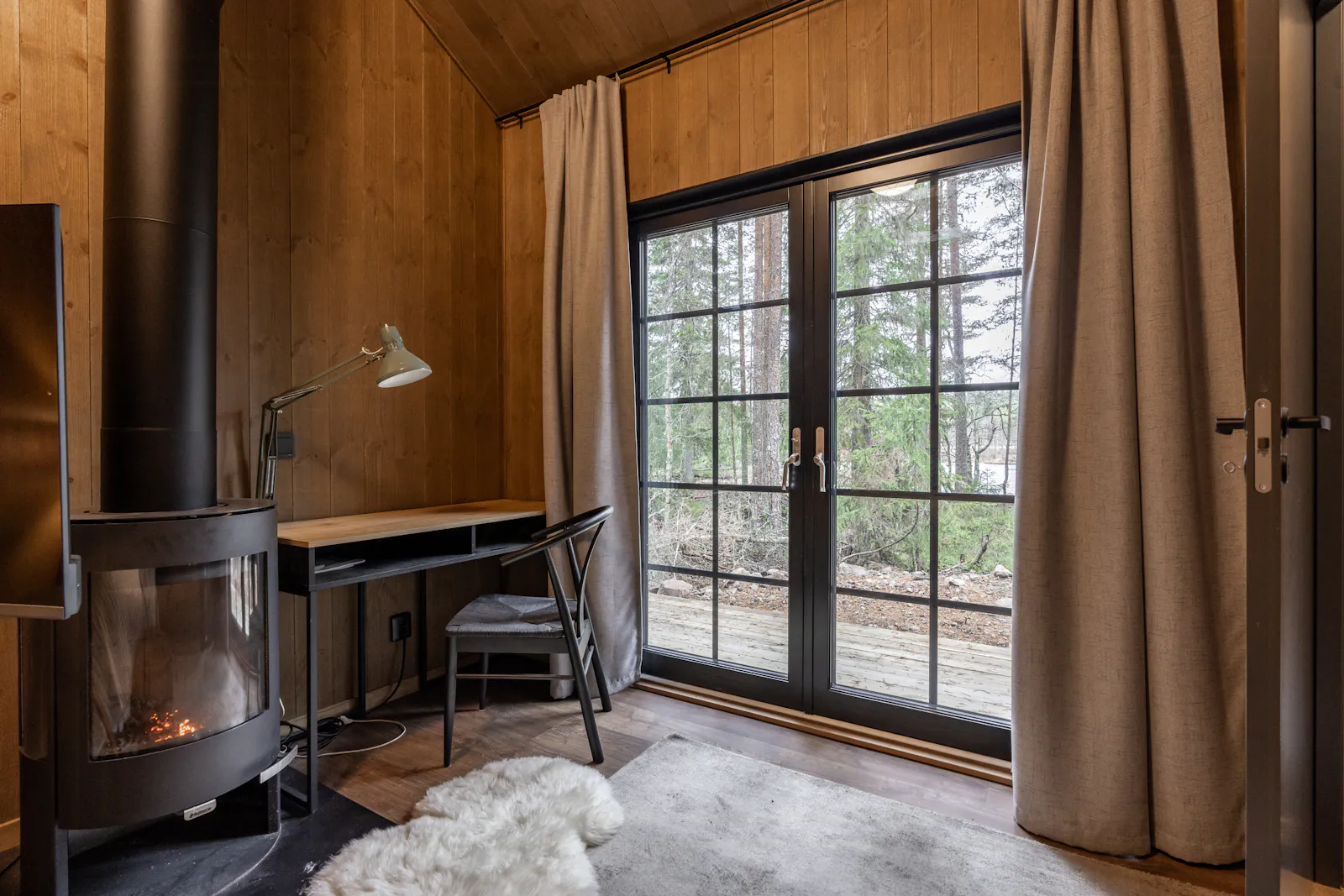 Modernt hus med bastu och fjällutsikt – bild 18 av 24