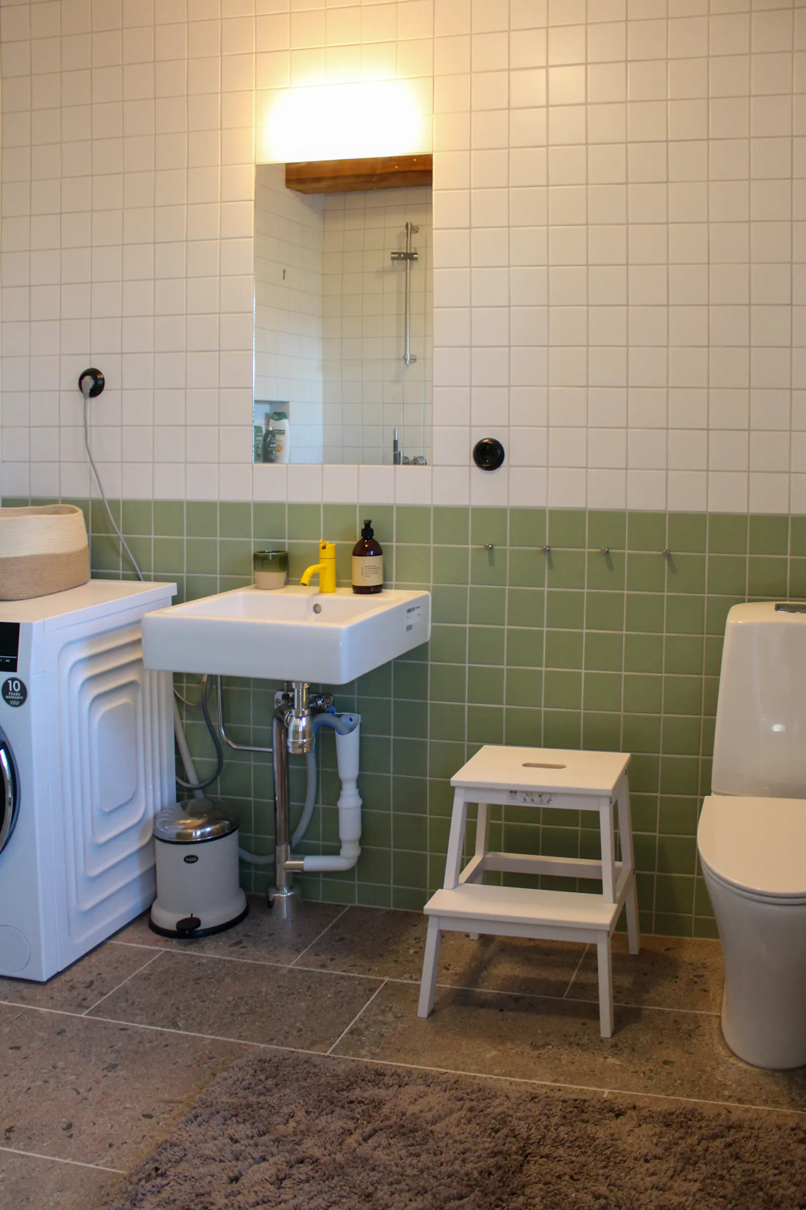 Ny lägenhet i ombyggd stenlada i Hamra nära hav – bild 13 av 14