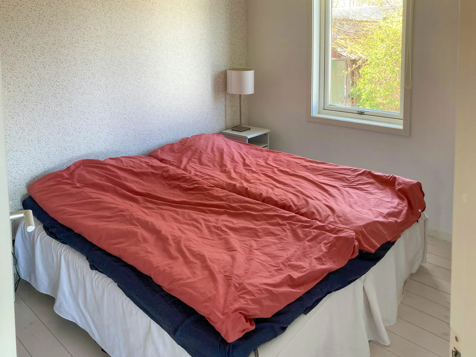 Ljust hus med havsutsikt vid Lindö – bild 12 av 23