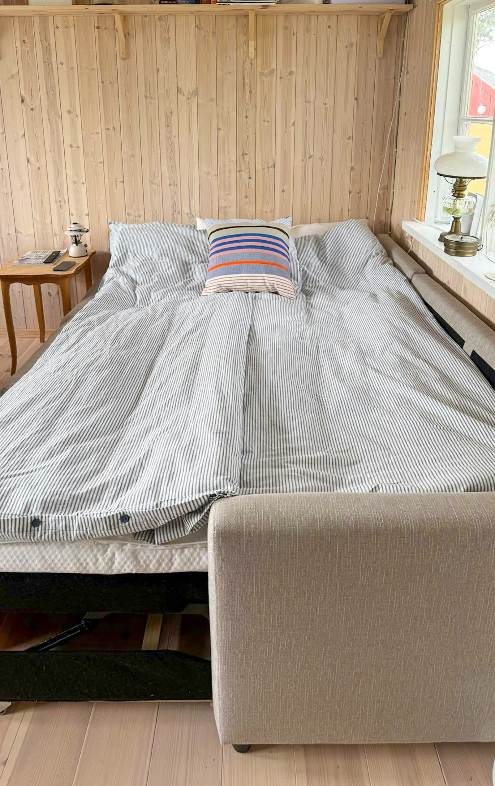 Charmigt torp med sjöutsikt i Småland – bild 14 av 24