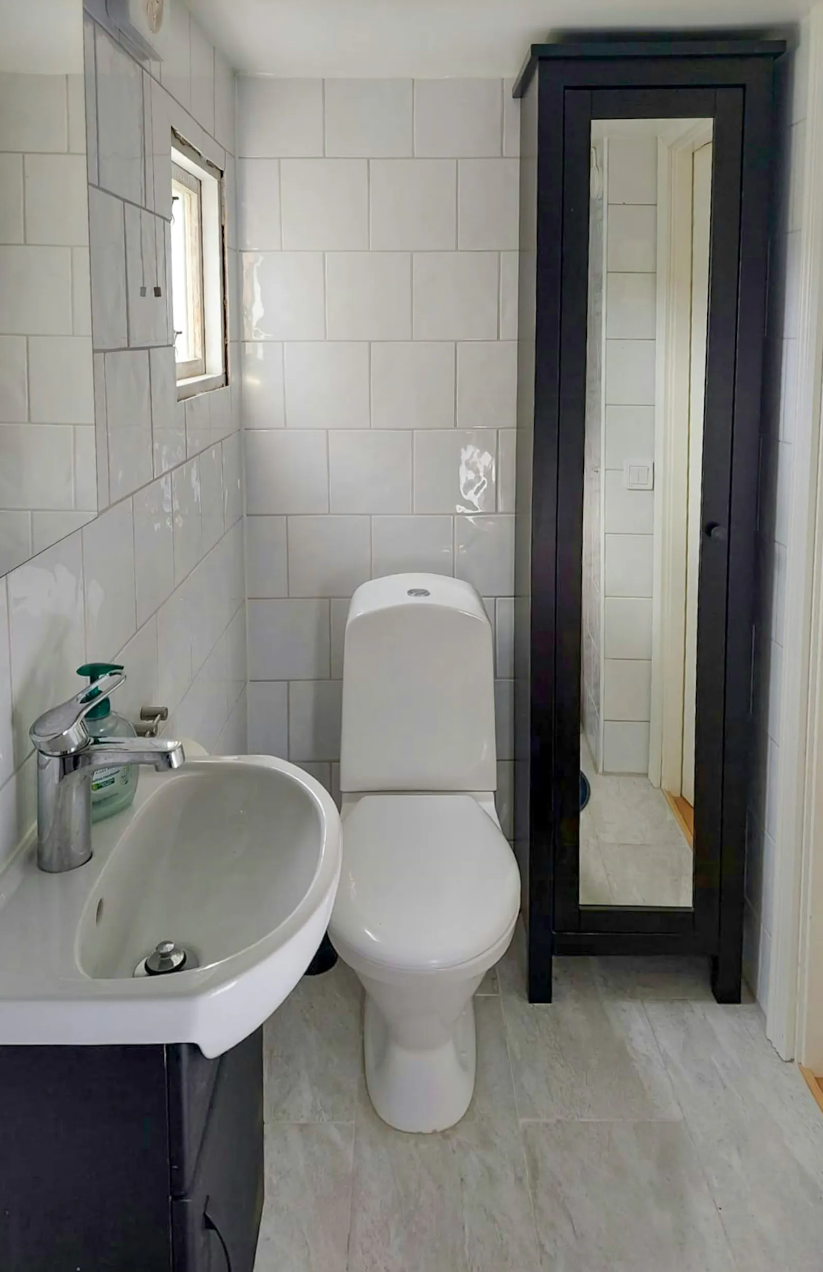 Nyrenoverad stuga i hjärtat av Löttorp – bild 11 av 14