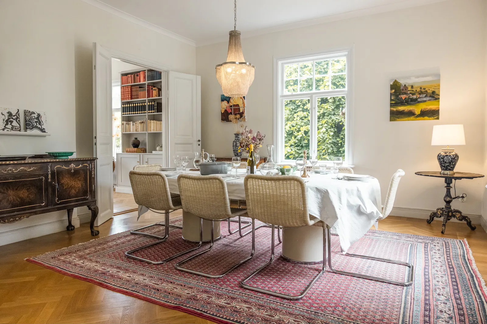 Herrgårdsvilla vid Mälaren nära Stockholm – bild 4 av 24