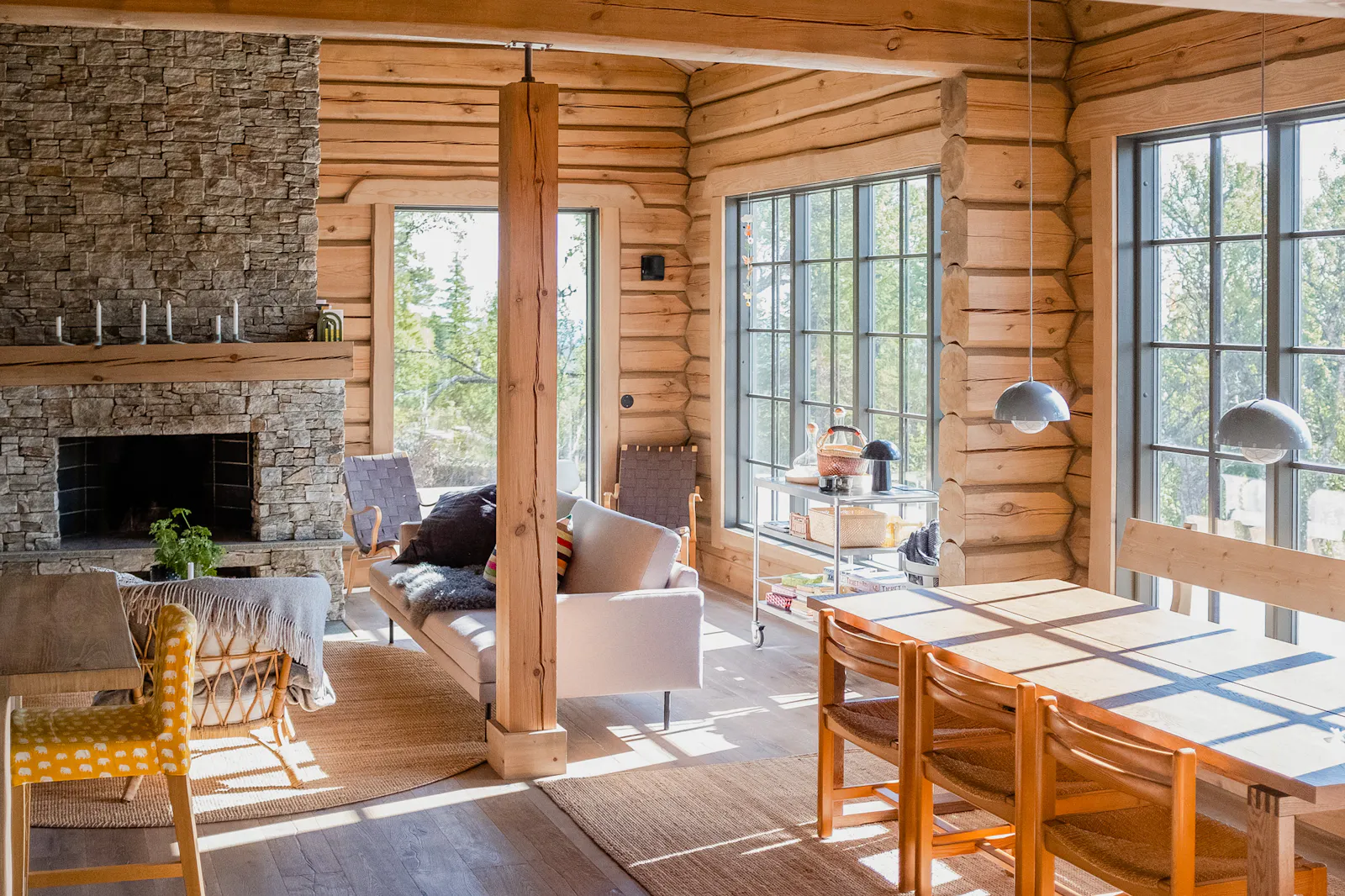 Timmerhus med bastu och öppen spis i Bydalen – bild 15 av 24