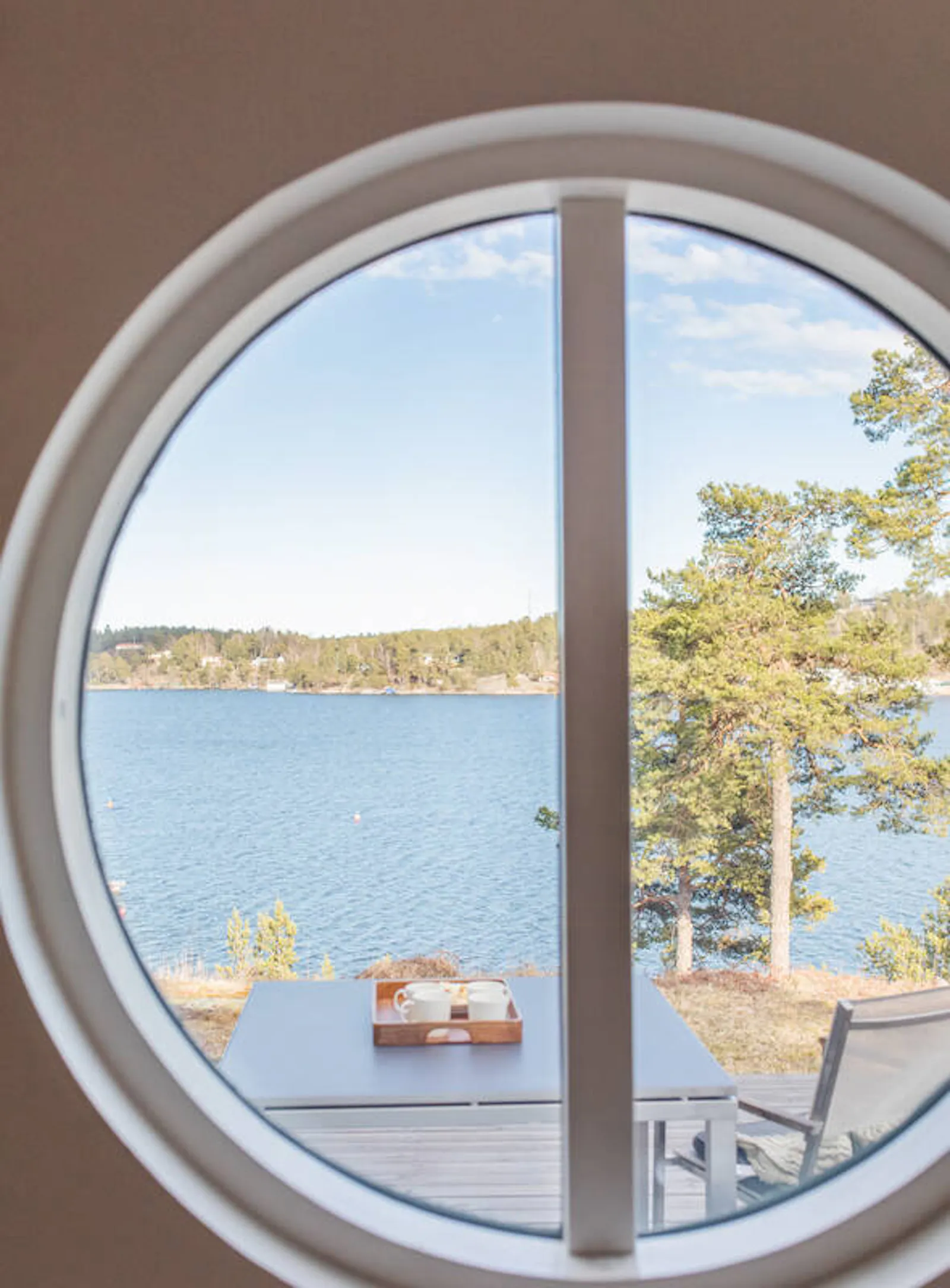 Sjöstuga med panoramautsikt i Dalarö – bild 16 av 24