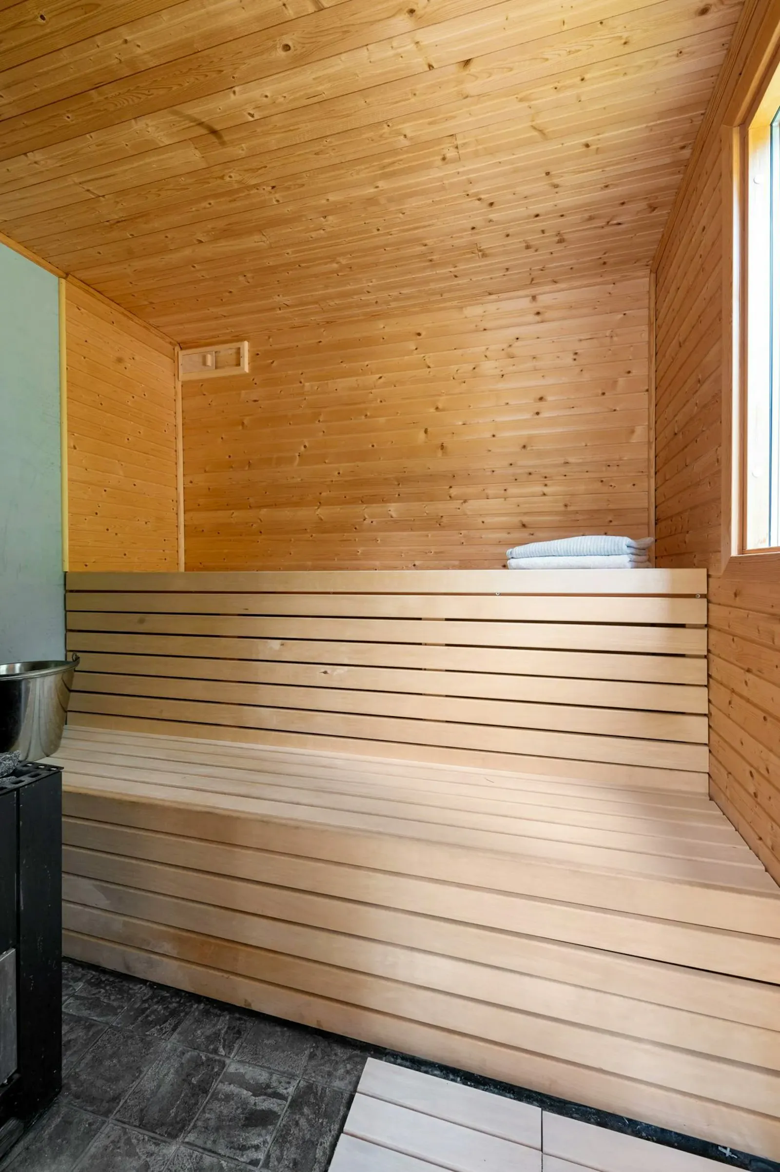 Njut av skärgårdsliv och vild natur – bild 18 av 24