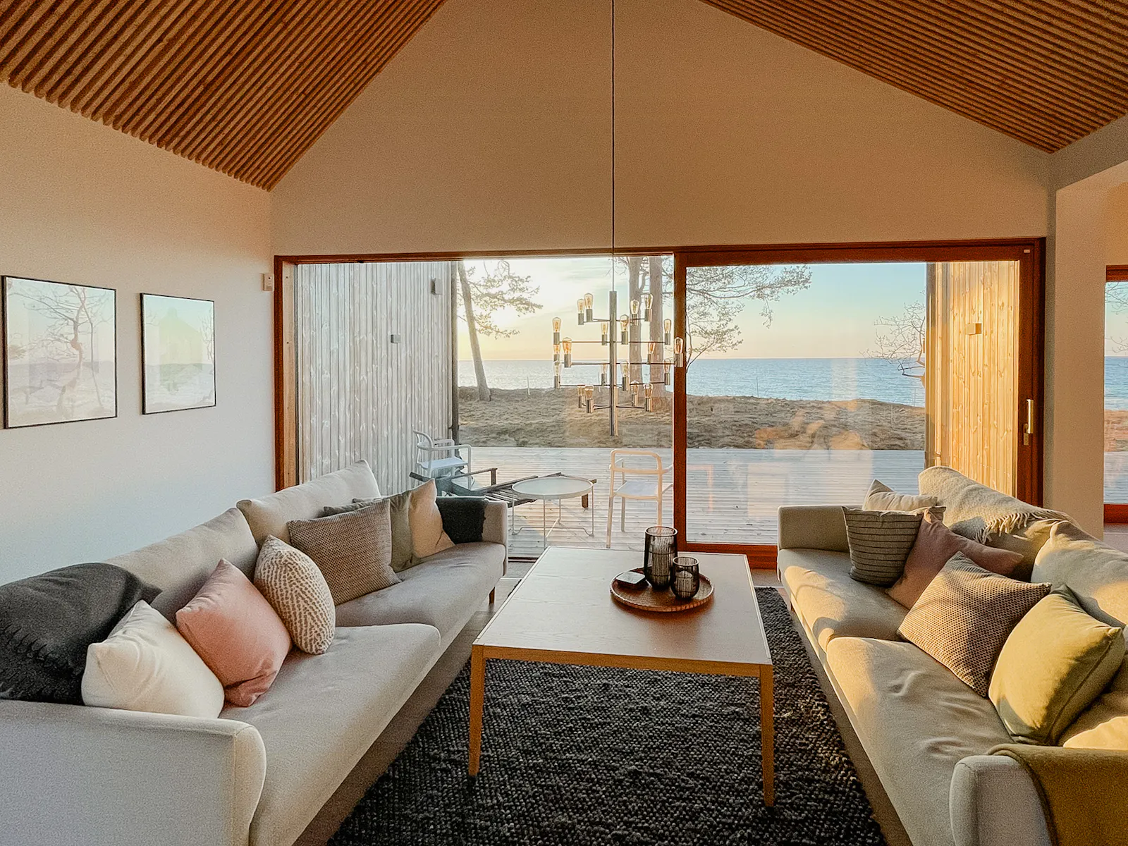 Strandvilla med havsutsikt i Äspet – bild 6 av 22