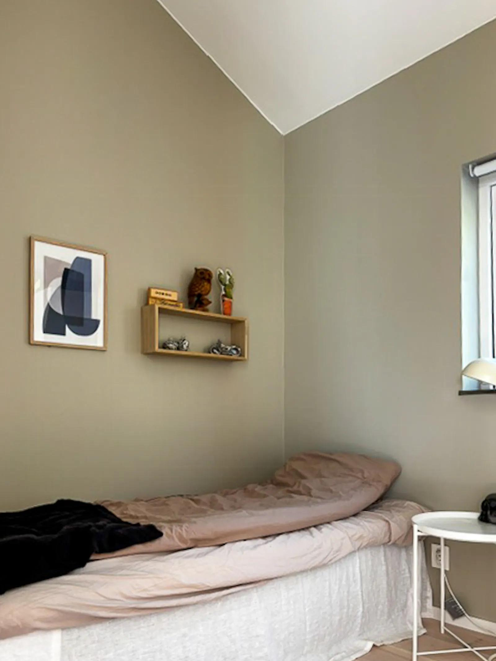Nybyggt hus med sjöutsikt vid Vevungen – bild 9 av 24
