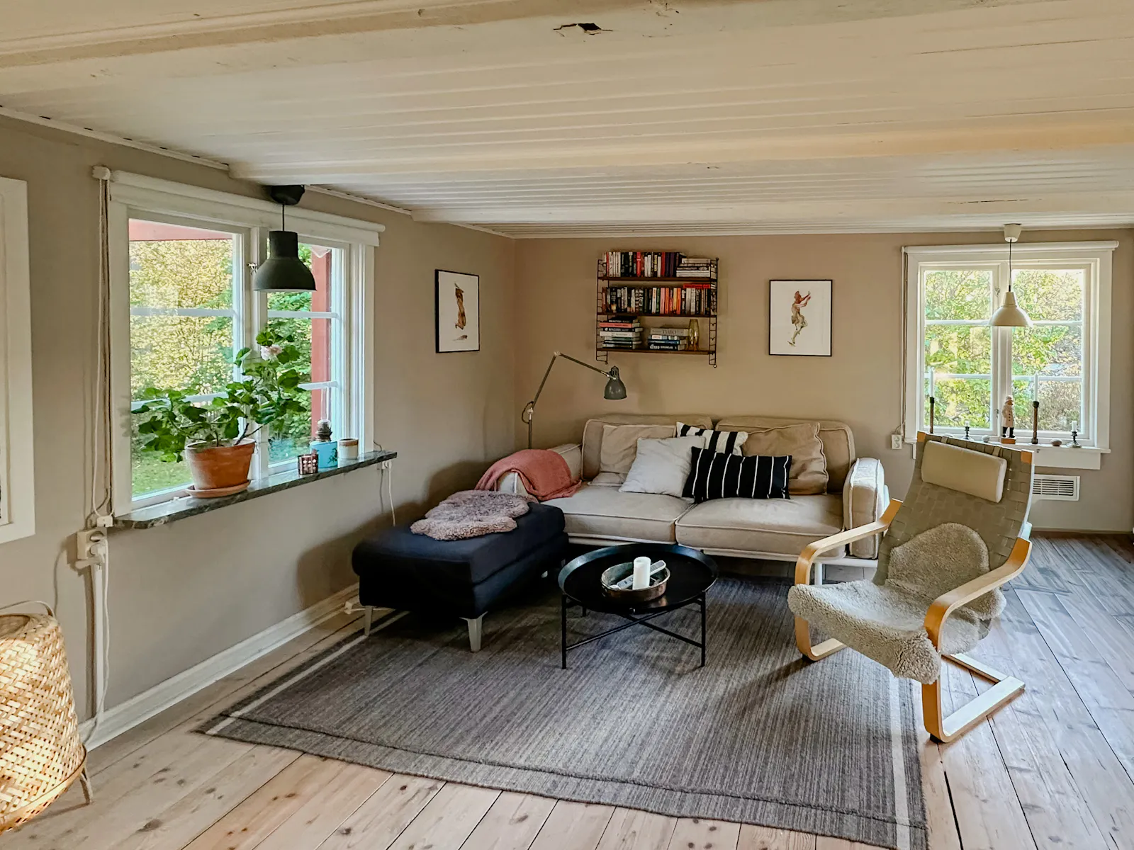Lantlig bondgård från 1800-talet vid Västra Näs – bild 8 av 24