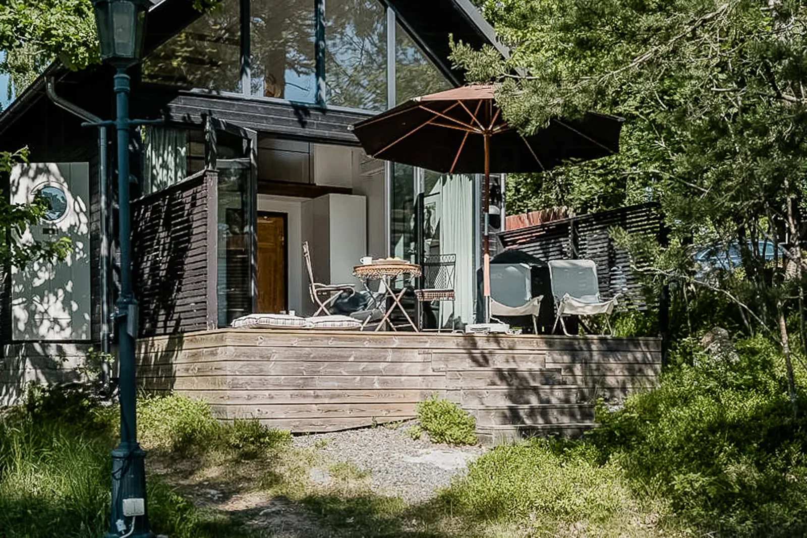 Charmigt semesterhus med havsutsikt nära Stockholm – bild 17 av 20