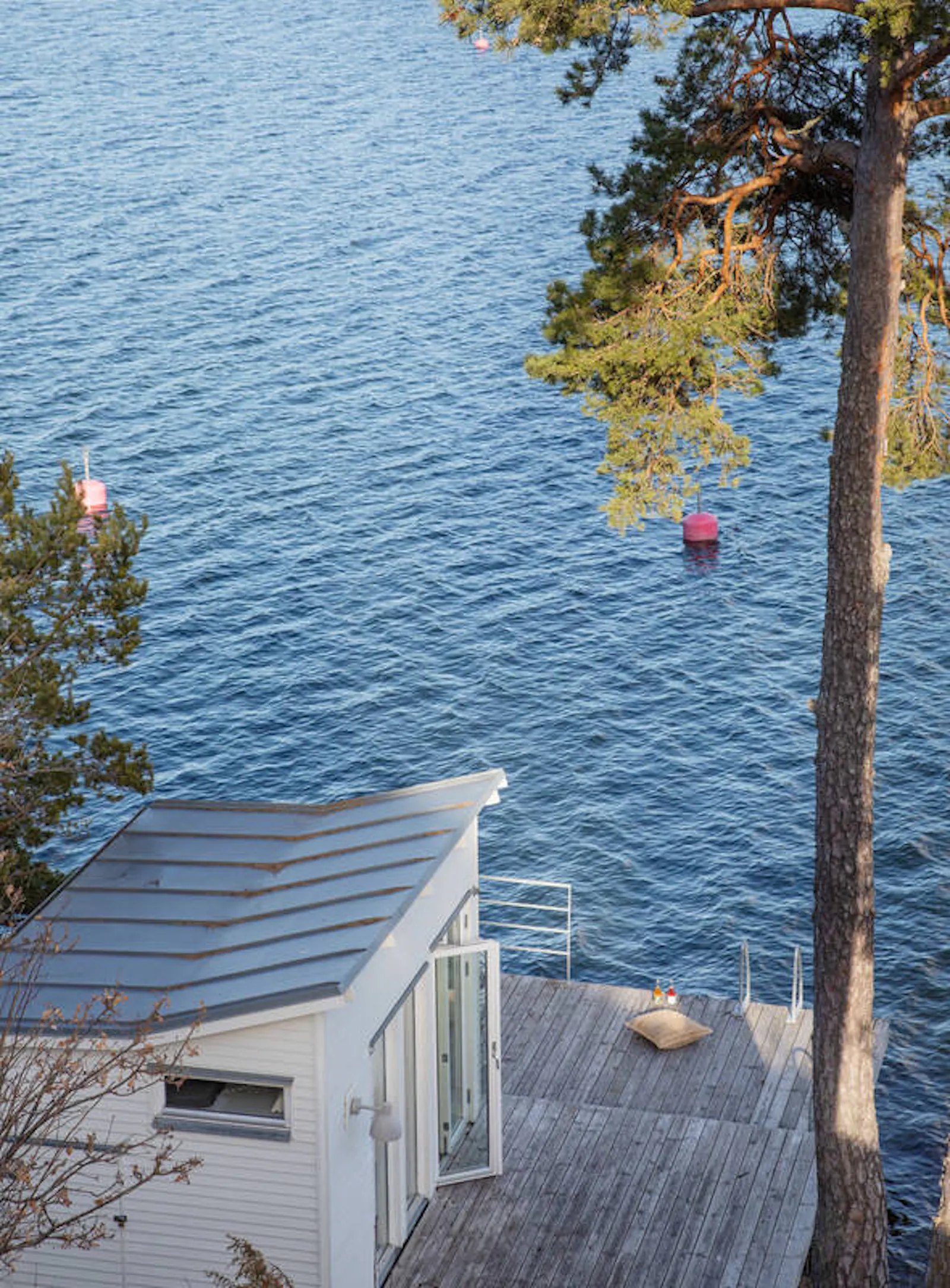 Sjöstuga med panoramautsikt i Dalarö – bild 3 av 24