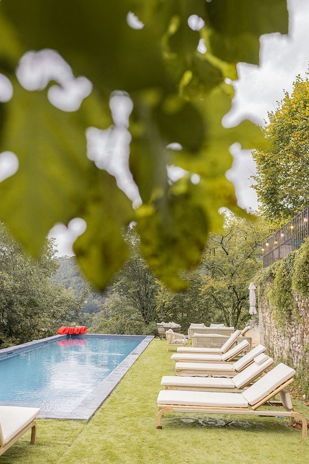 Ferienhaus mit Pool in der Ardèche cover image