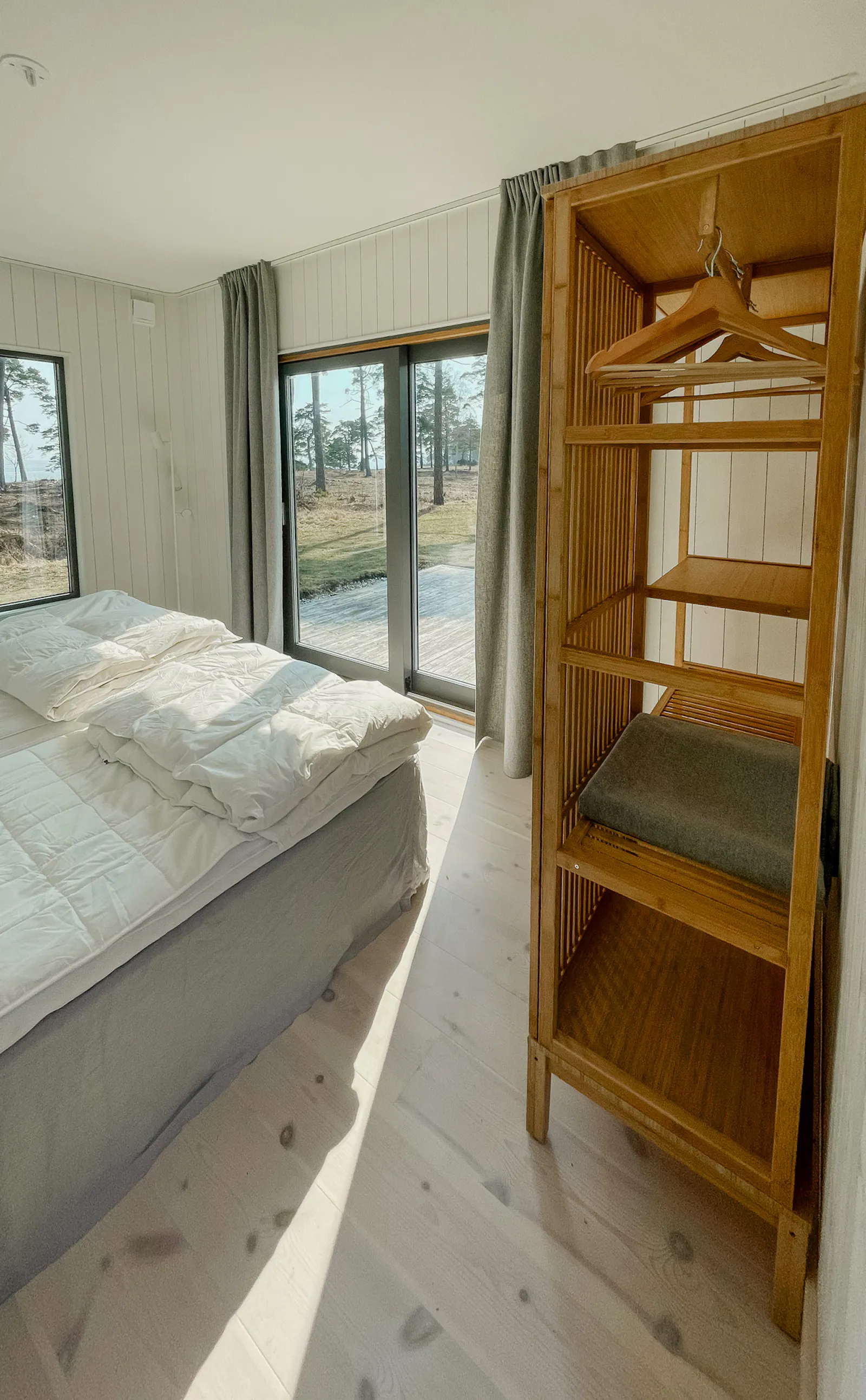 Arkitektritat hus med havsutsikt i Ljugarn – bild 14 av 24