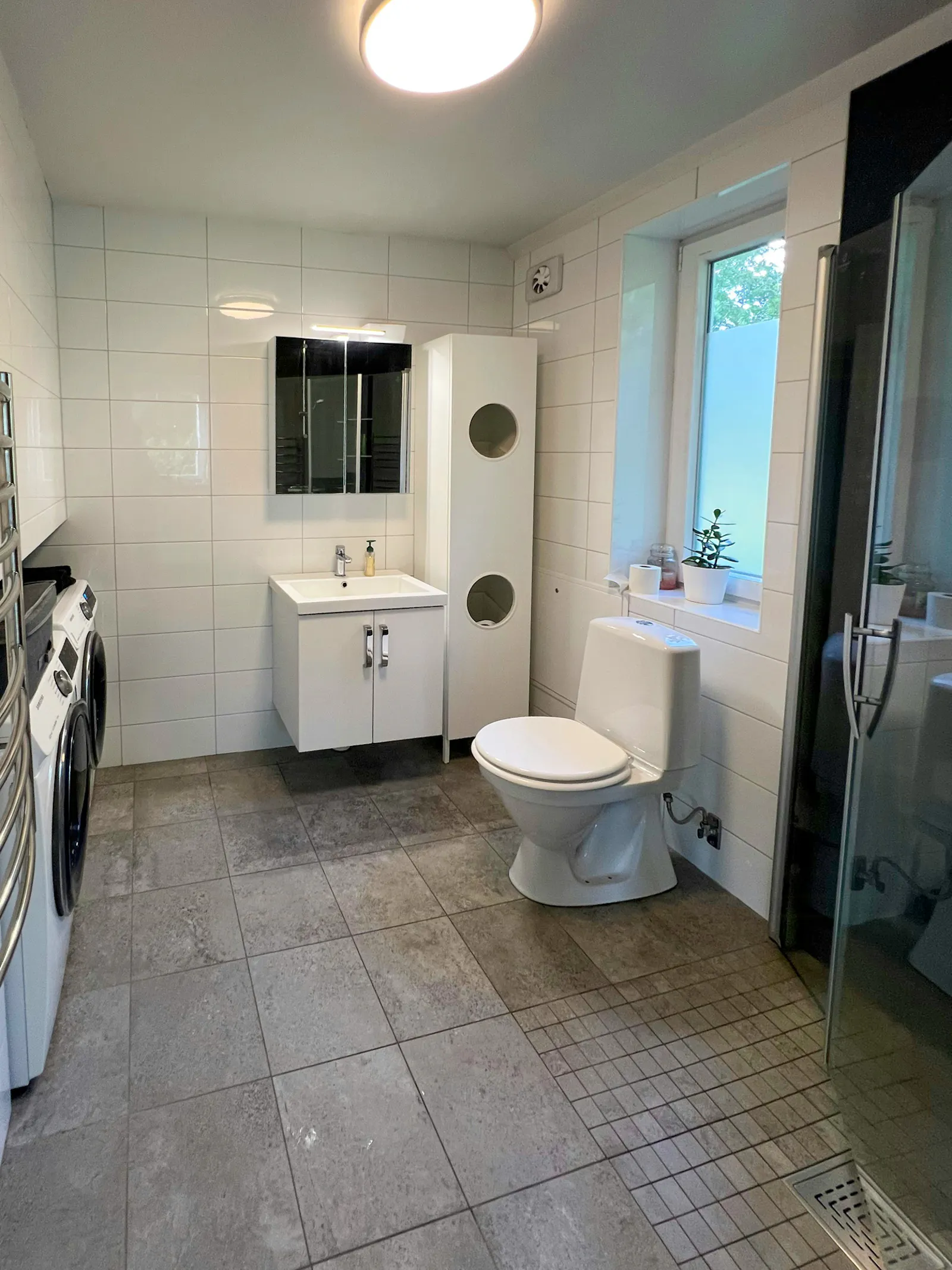 Sjöstuga med privat strand i Sörmland – bild 14 av 24