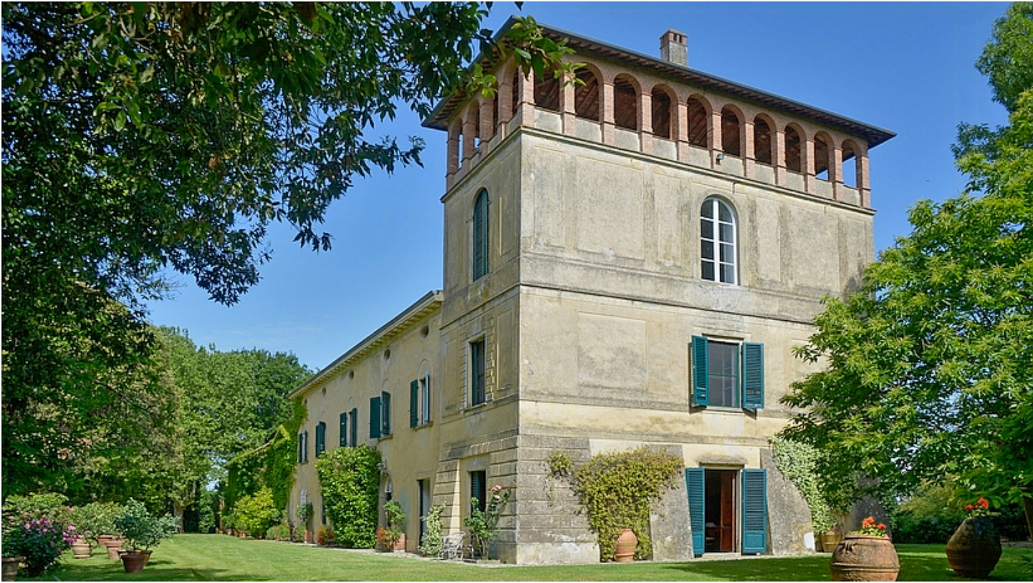 Crespina Lorenzana cover image