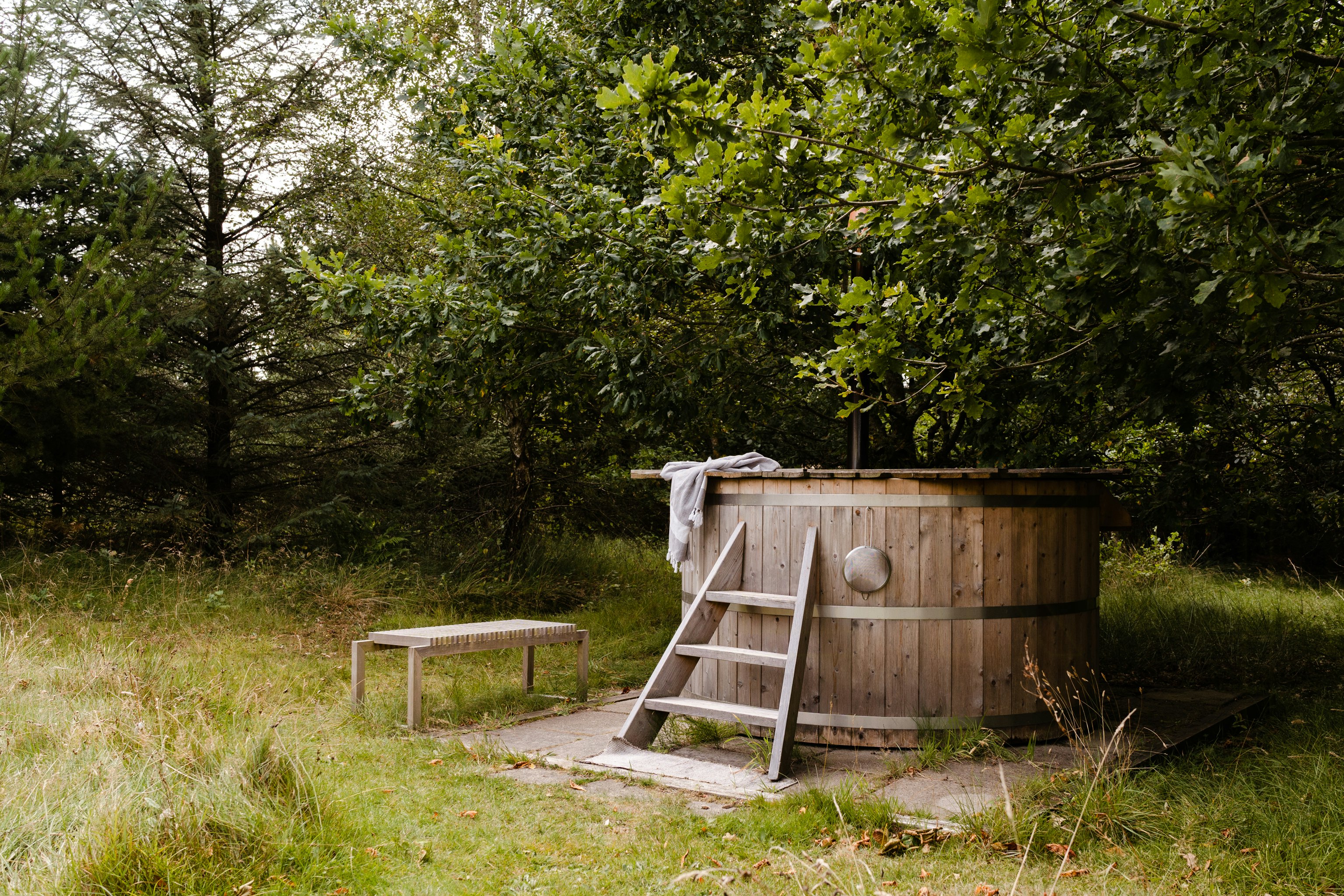 Summer houses with a wilderness bath cover image