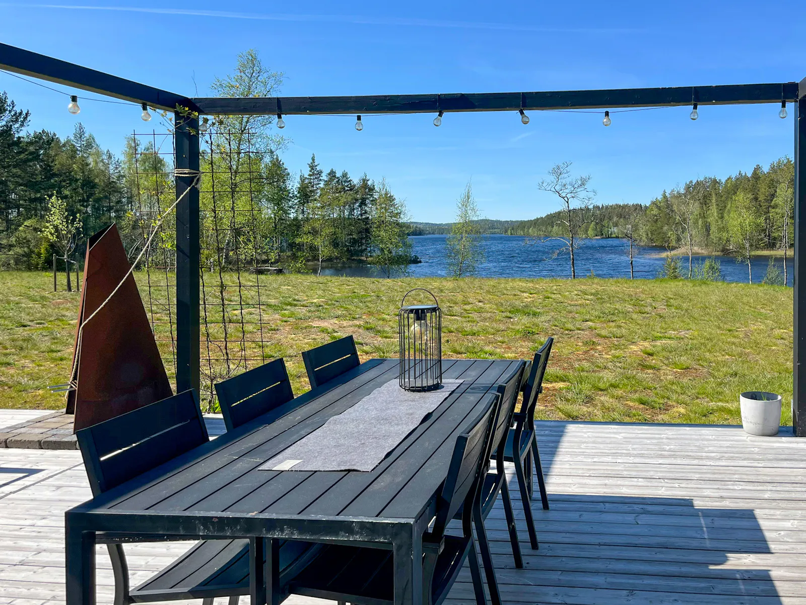 Sjöstuga med solnedgångar över Försjön – bild 4 av 24