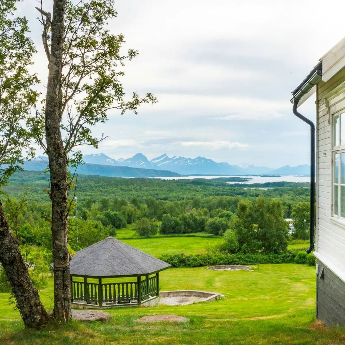 Sommerhus til 10 personer - Book din feriebolig - Landfolk