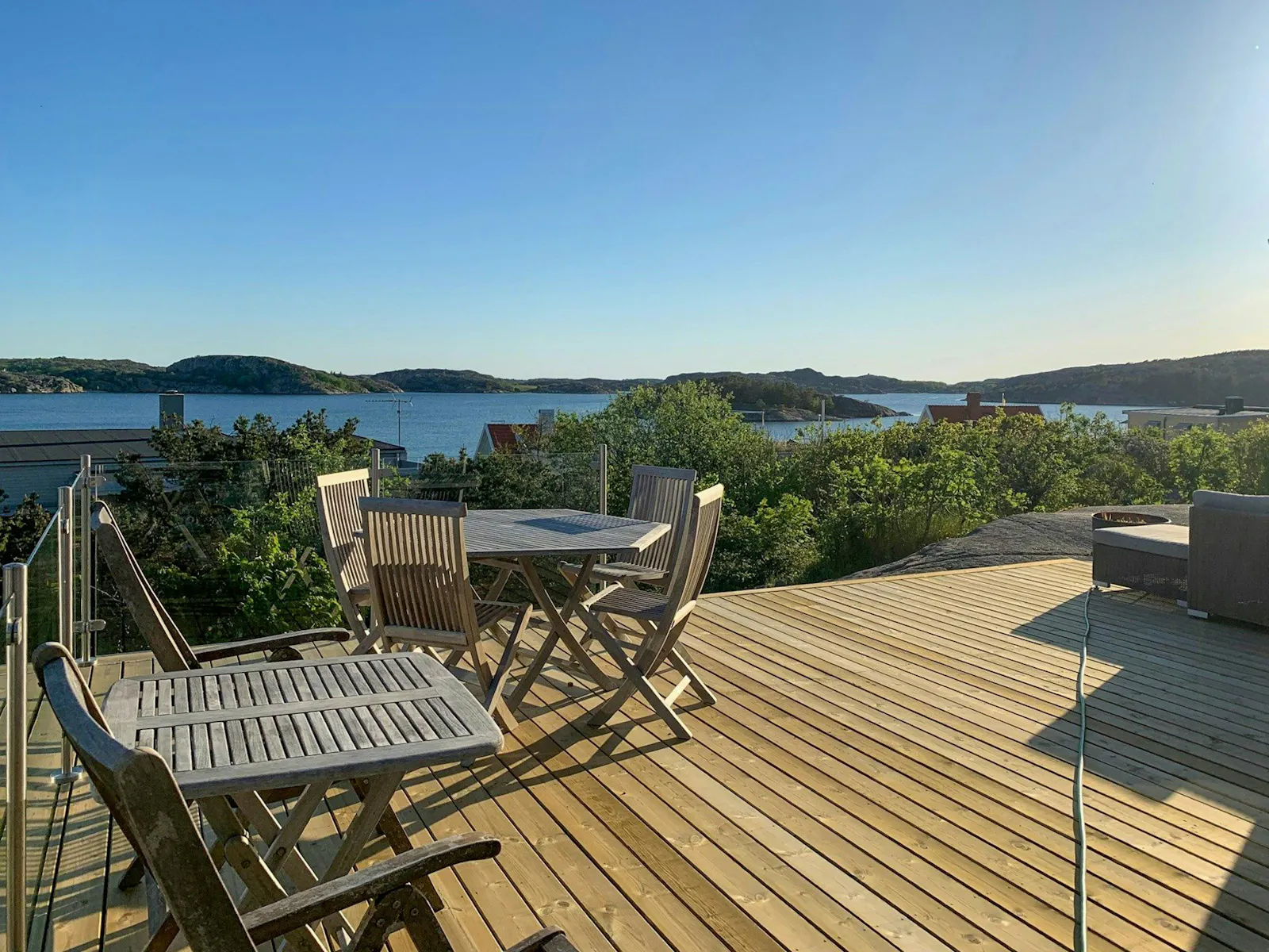 Villa med underbar havsutsikt i Fjällbacka – bild 2 av 18