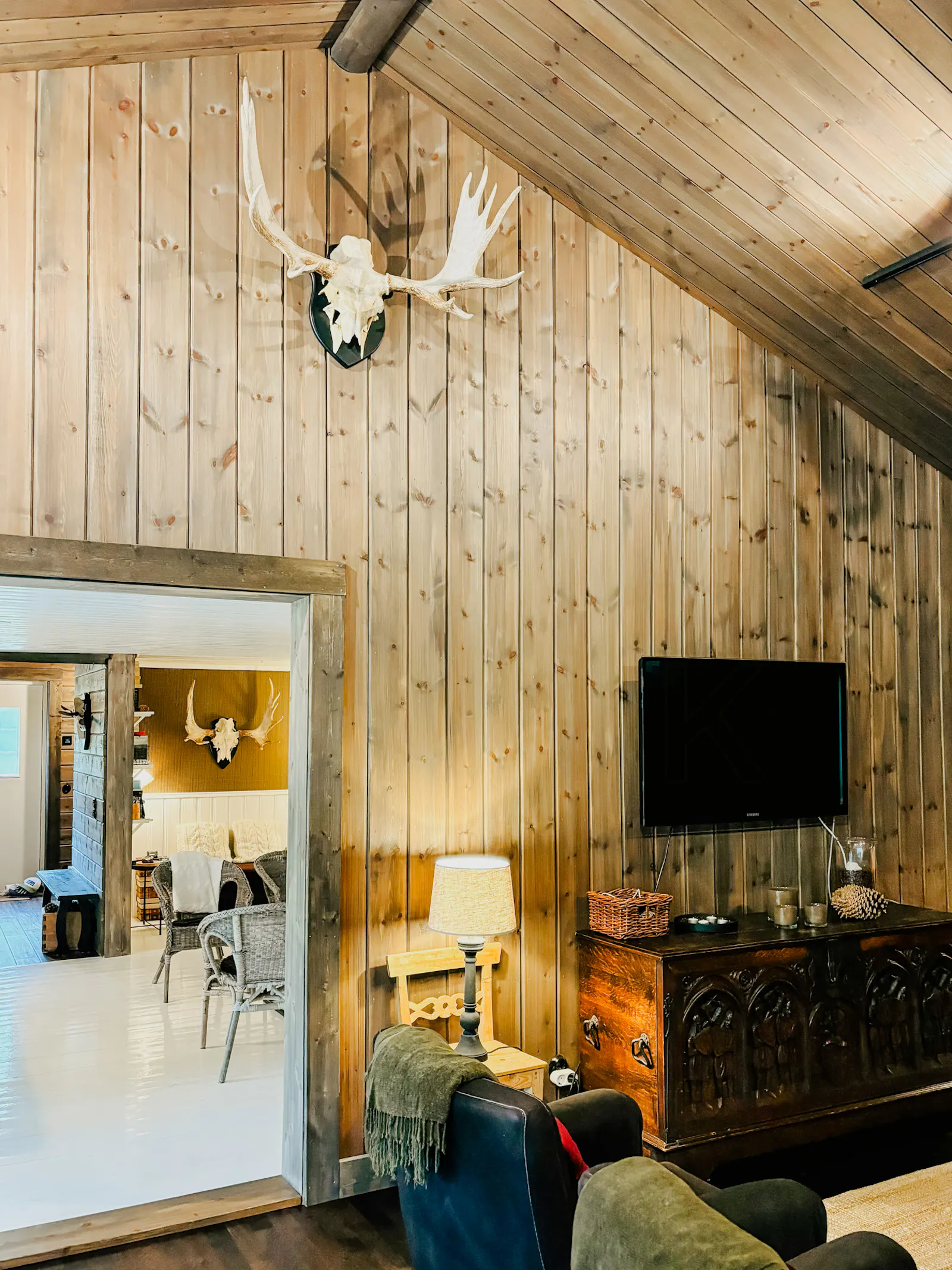 Rymlig fjällstuga bland fjällbjörkar i Vemdalen – bild 13 av 24
