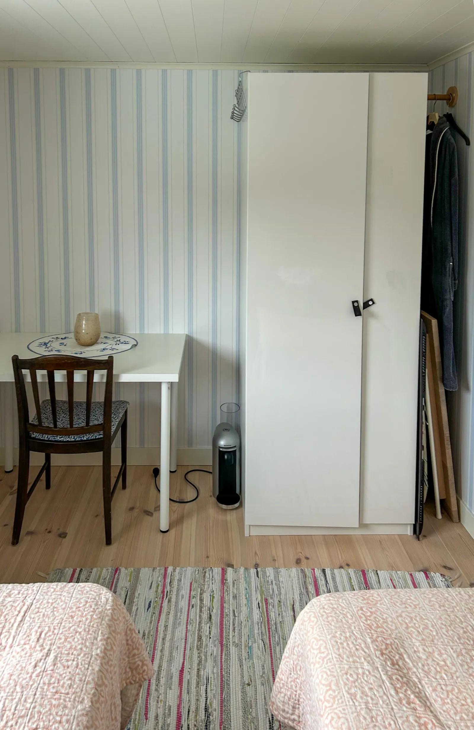 Havsnära hus med pool vid Hällevikstrand – bild 15 av 24