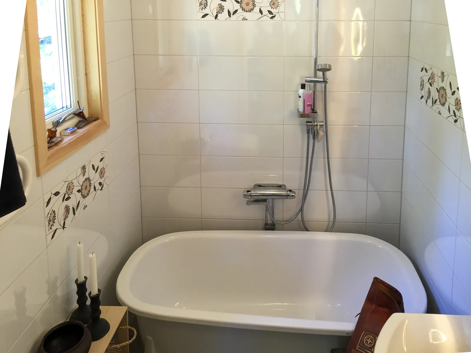 Trähus med tre uteplatser på Torö – bild 12 av 21