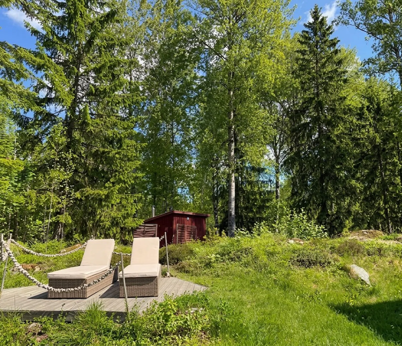 Skogshem med bastu vid Dalälven i Hedesunda – bild 23 av 24