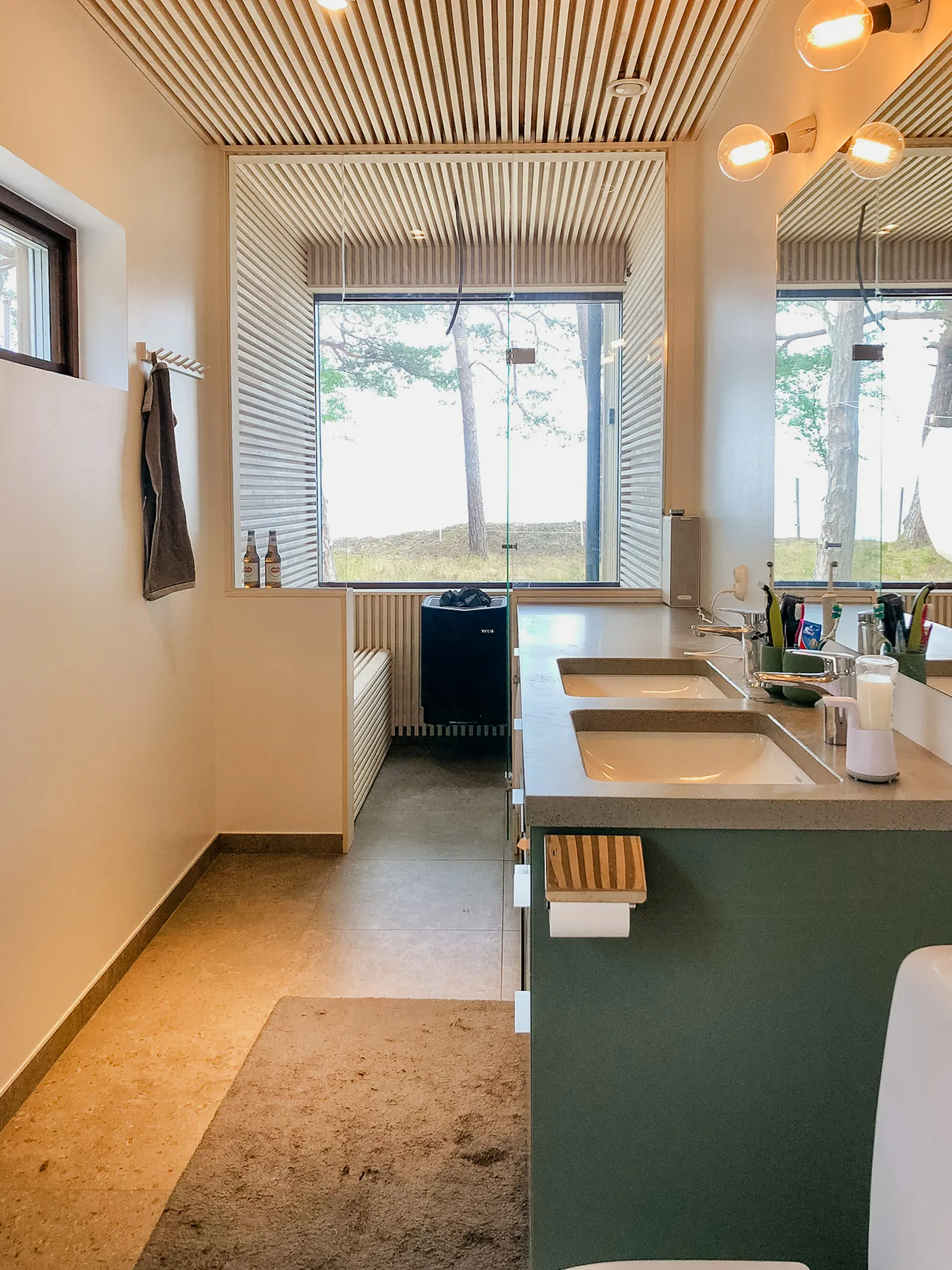 Strandvilla med havsutsikt i Äspet – bild 17 av 22