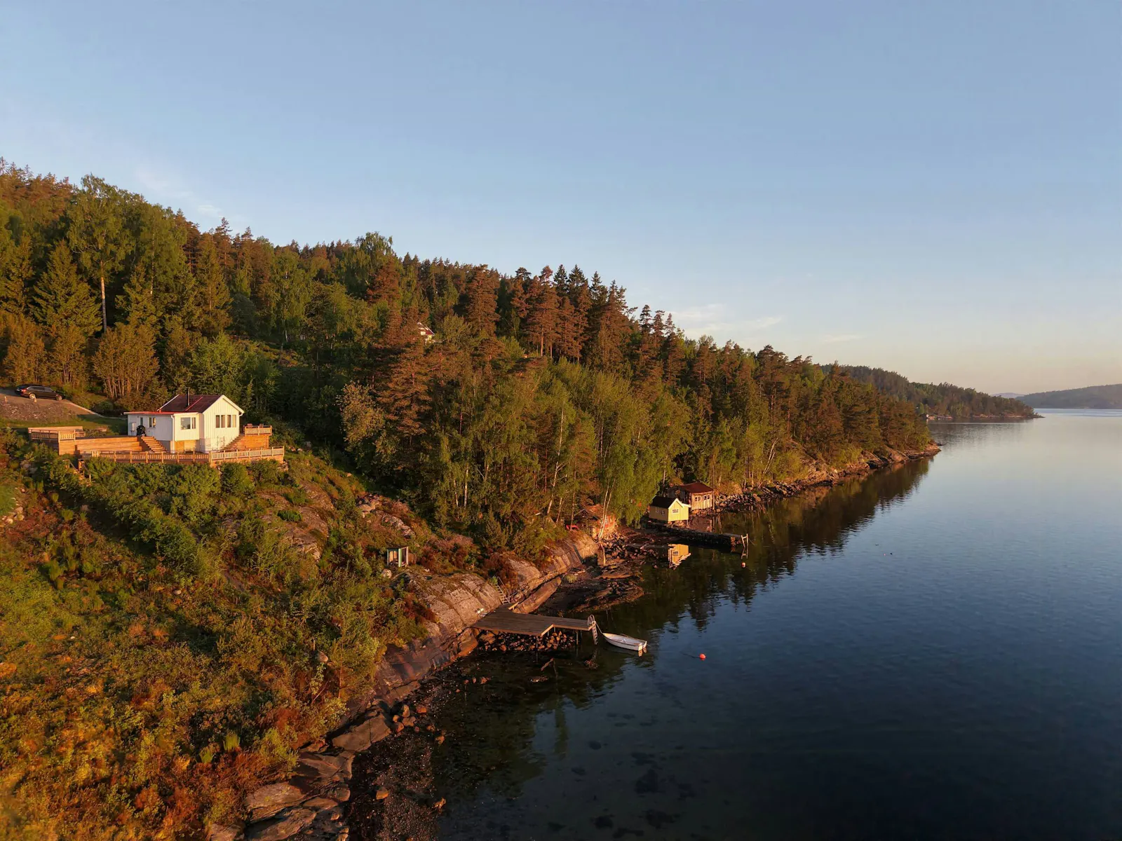 Romantiskt semesterhus på Orust – bild 2 av 24