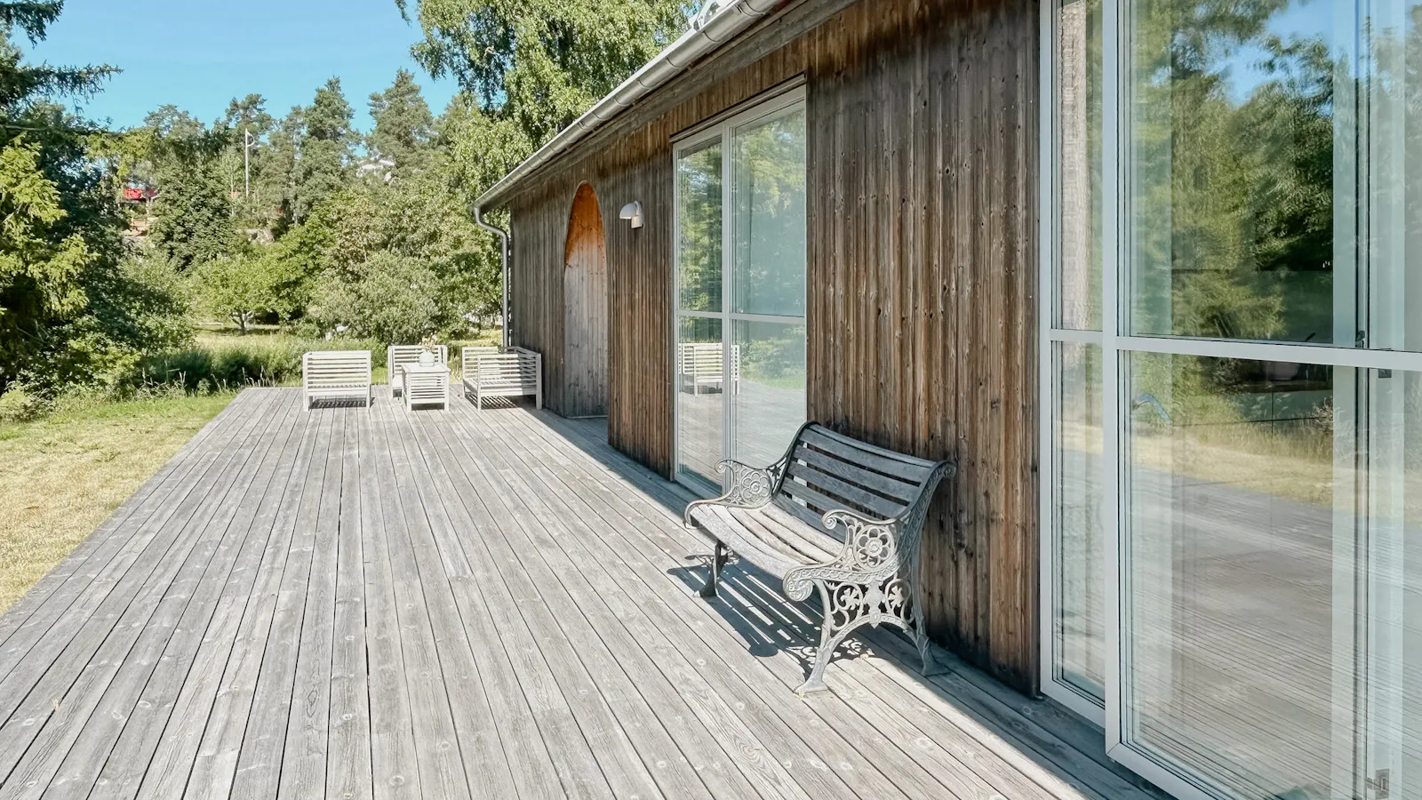 Modernt hus i Staveström, Stockholms skärgård – bild 23 av 24