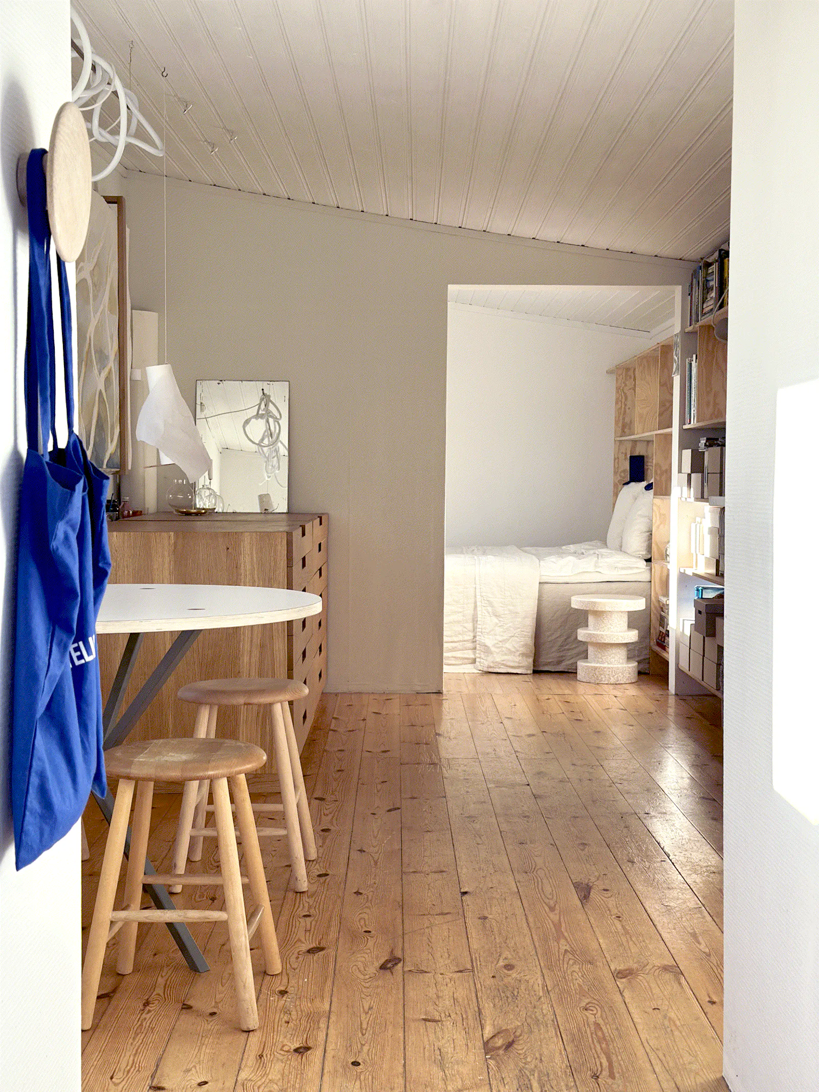 Konstnärsstudio med havsutsikt på Tjörn – bild 4 av 24