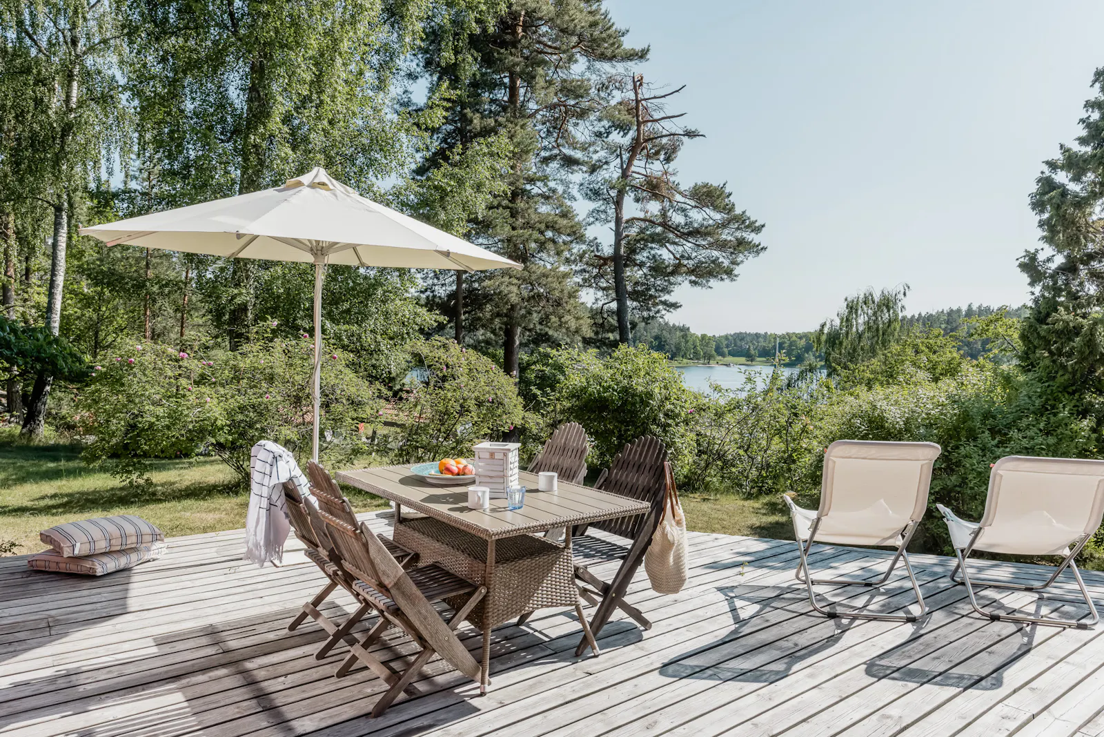 Skärgårdsstuga vid havet nära Stockholm – bild 2 av 23