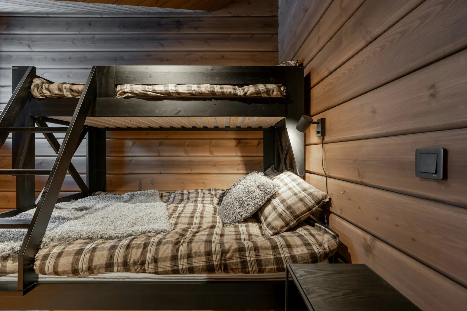 Njut av fjällvyn från stort rymligt hus i Idre – bild 16 av 24