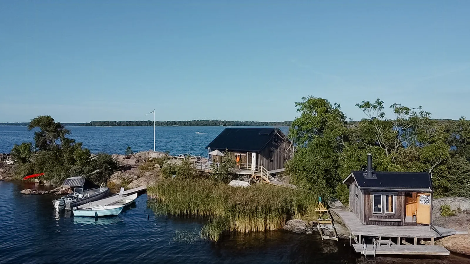 Skärgårdsstuga på privat ö med havsutsikt – bild 13 av 20