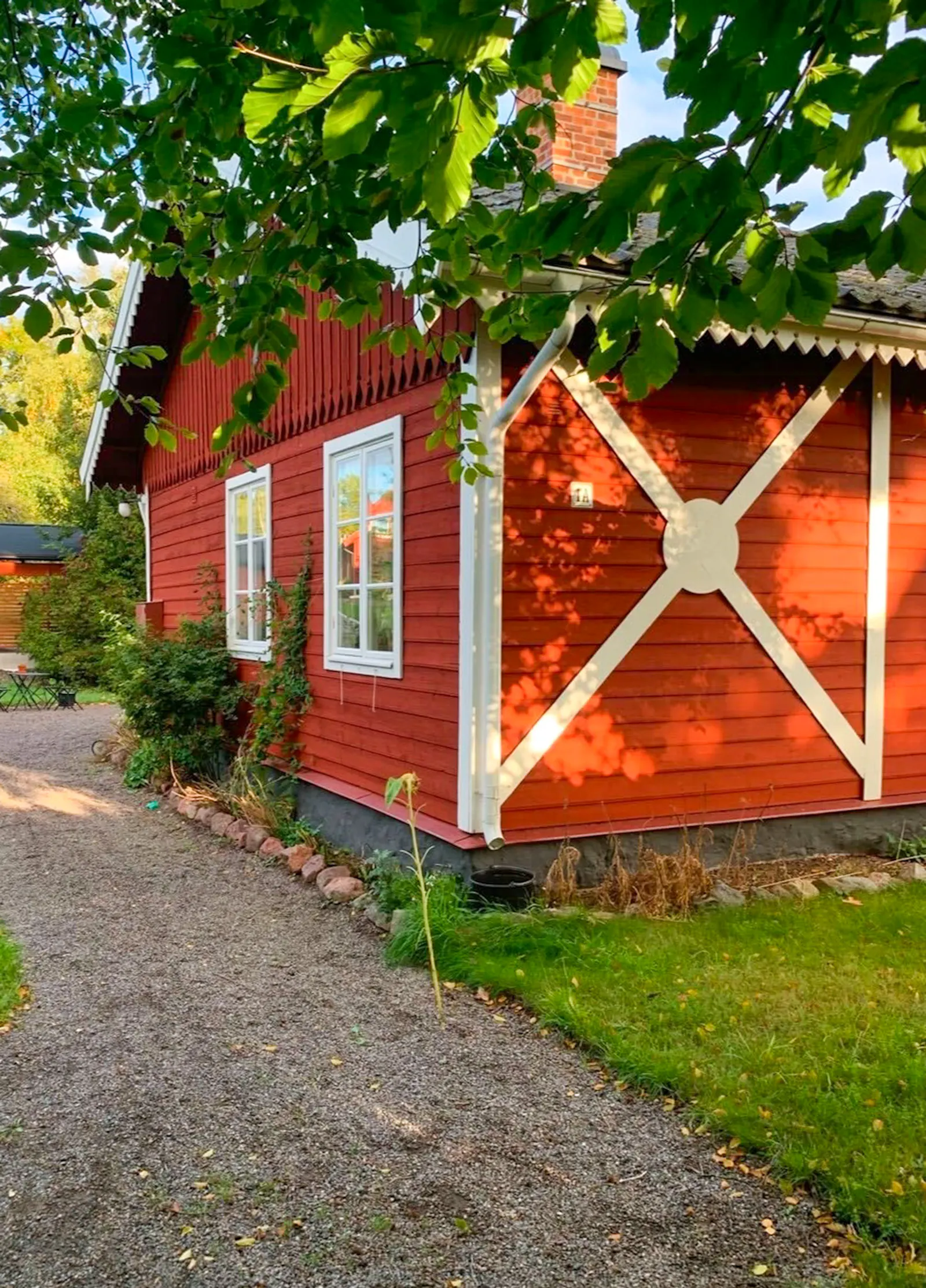 Hus från 1870 på Gustavsbergs äldsta gata – bild 3 av 20