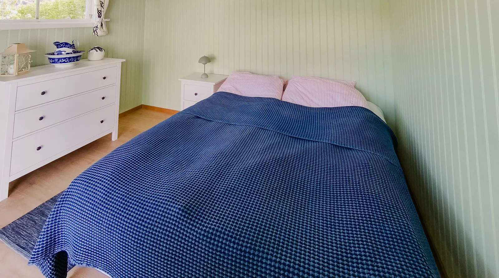Semesterhus med pool på Hamburgsund – bild 14 av 24