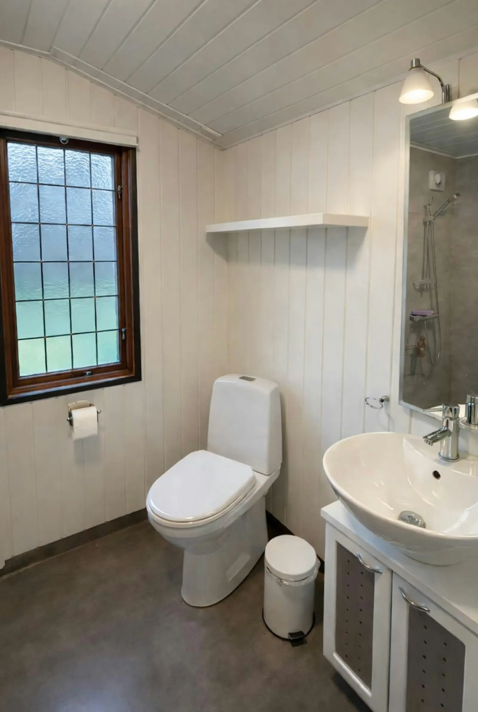 Strandhus med panoramautsikt i Påarp – bild 18 av 24