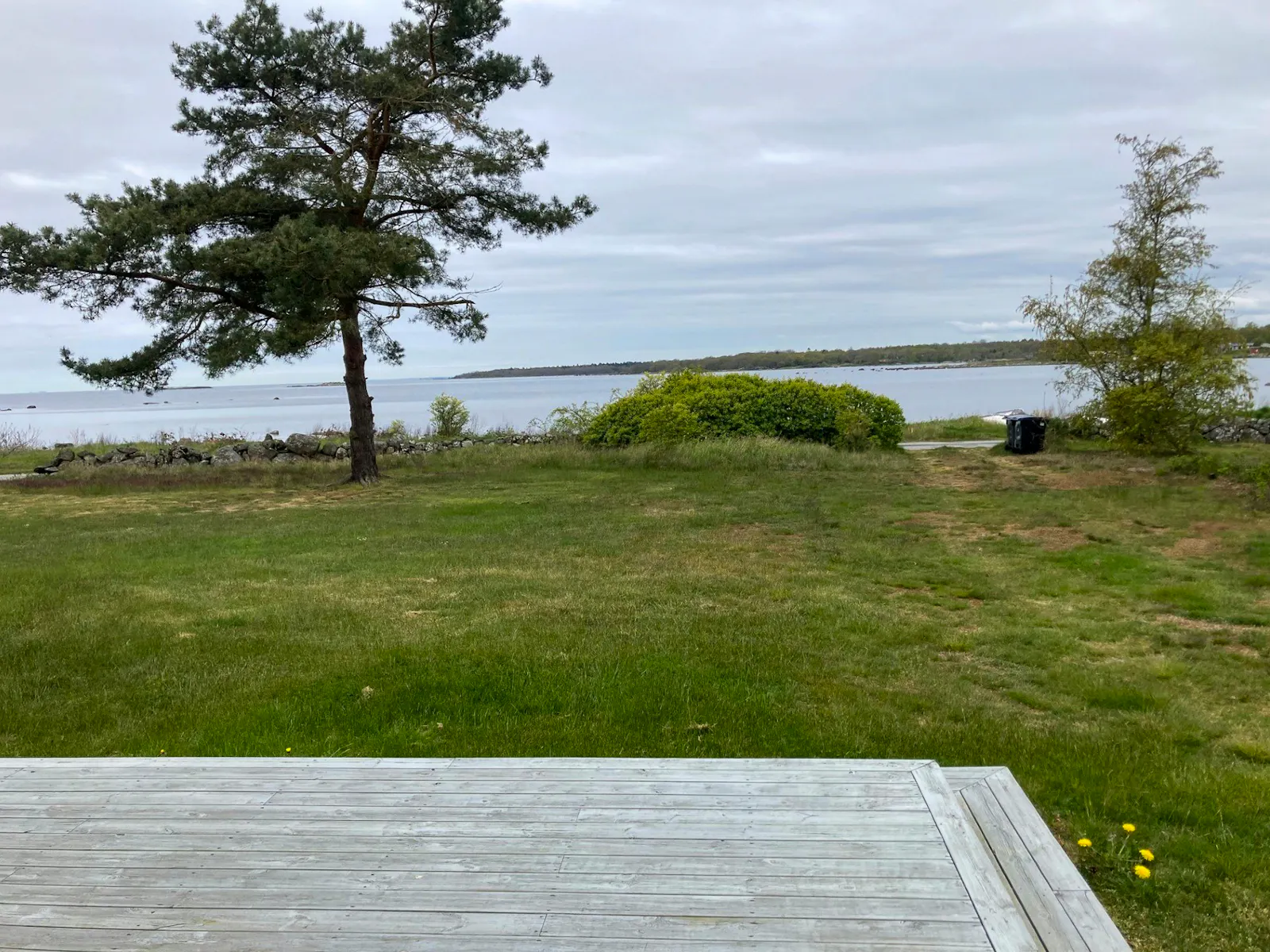 Ljust hus med havsutsikt vid Lindö – bild 18 av 23