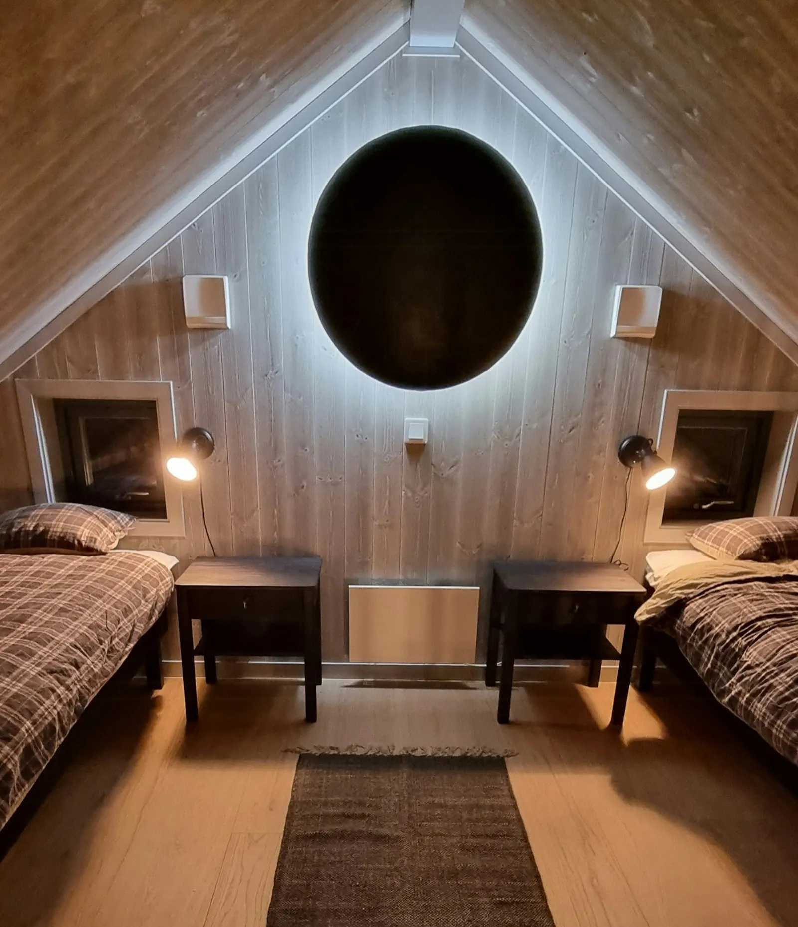 Modern fjällstuga med bastu nära Klövsjö – bild 14 av 24