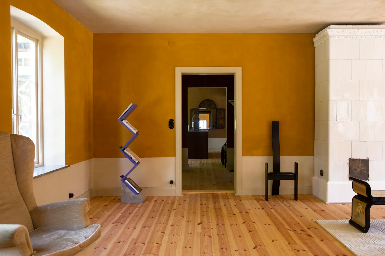 Stilfull gård med designinteriör på Österlen – bild 17 av 24