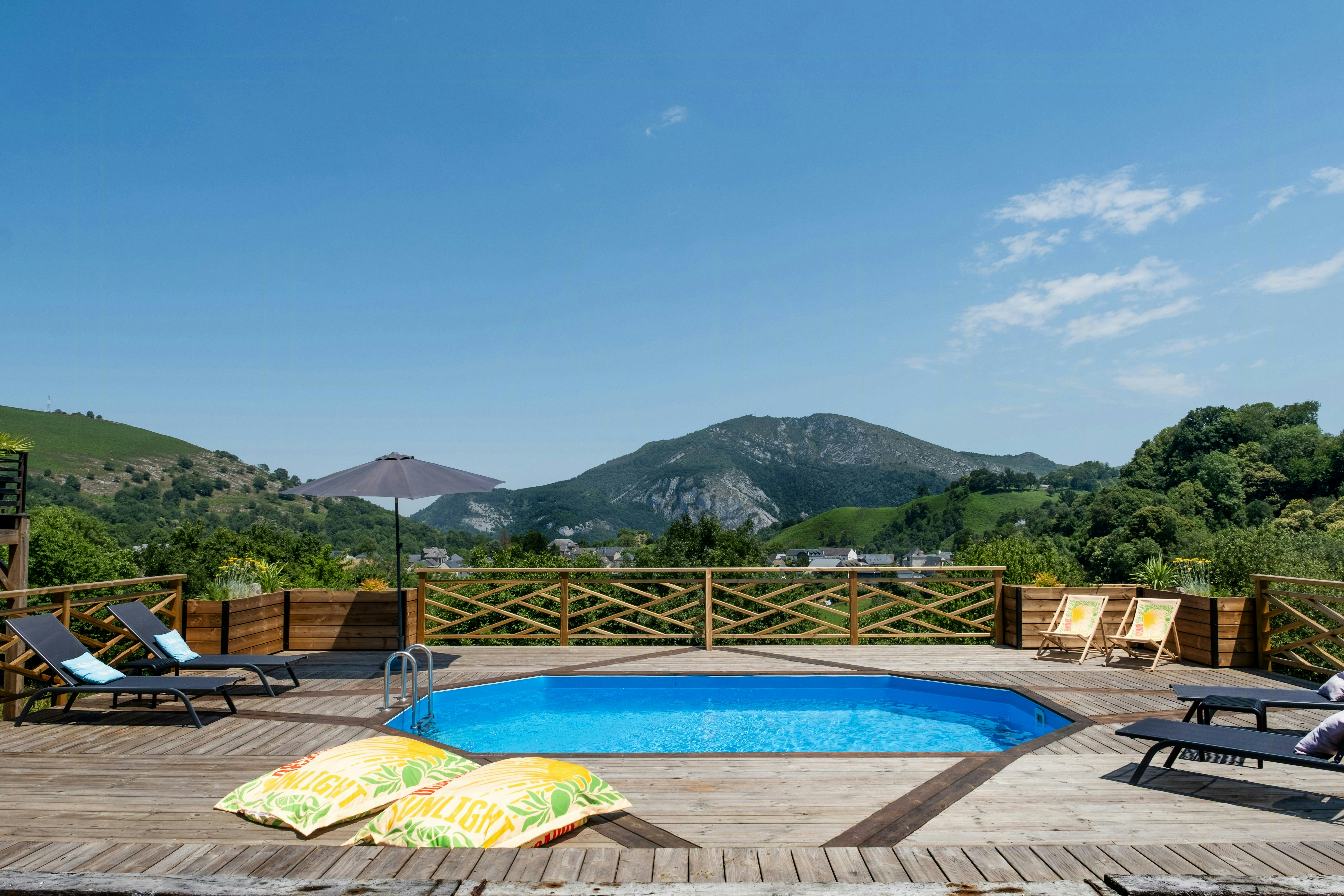Hautes Pyrenees cover image
