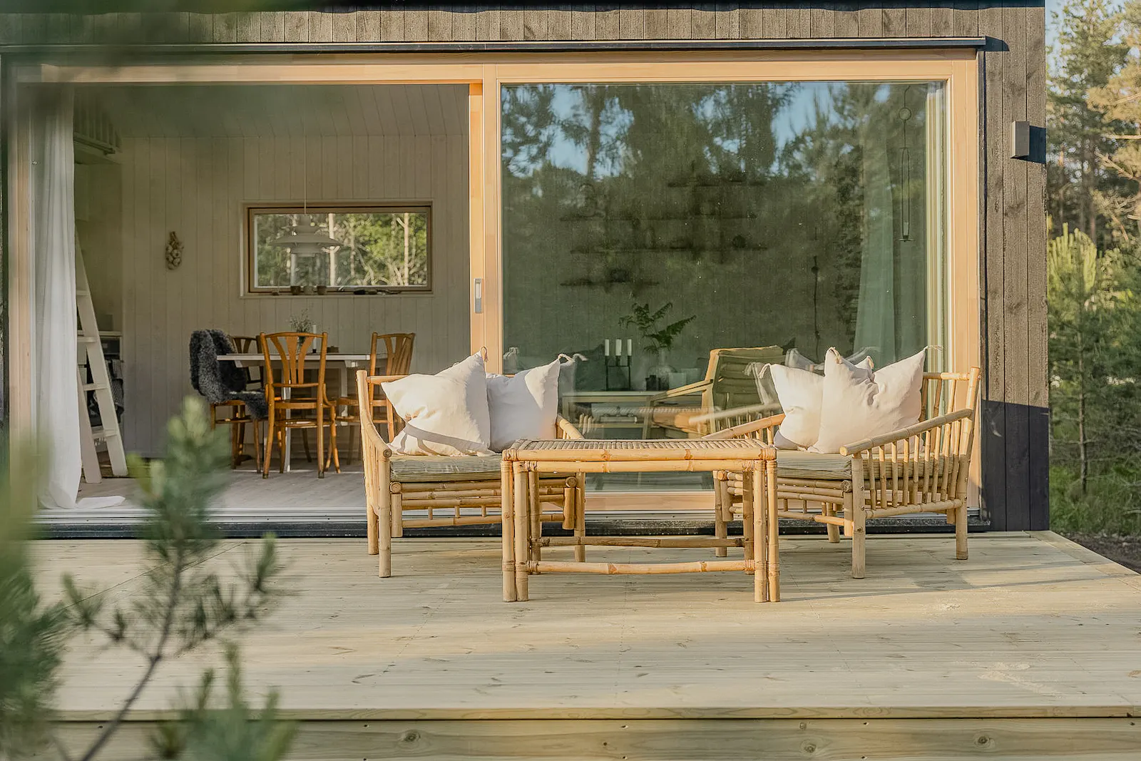 Modernt semesterhus nära havet i Ardre – bild 2 av 24