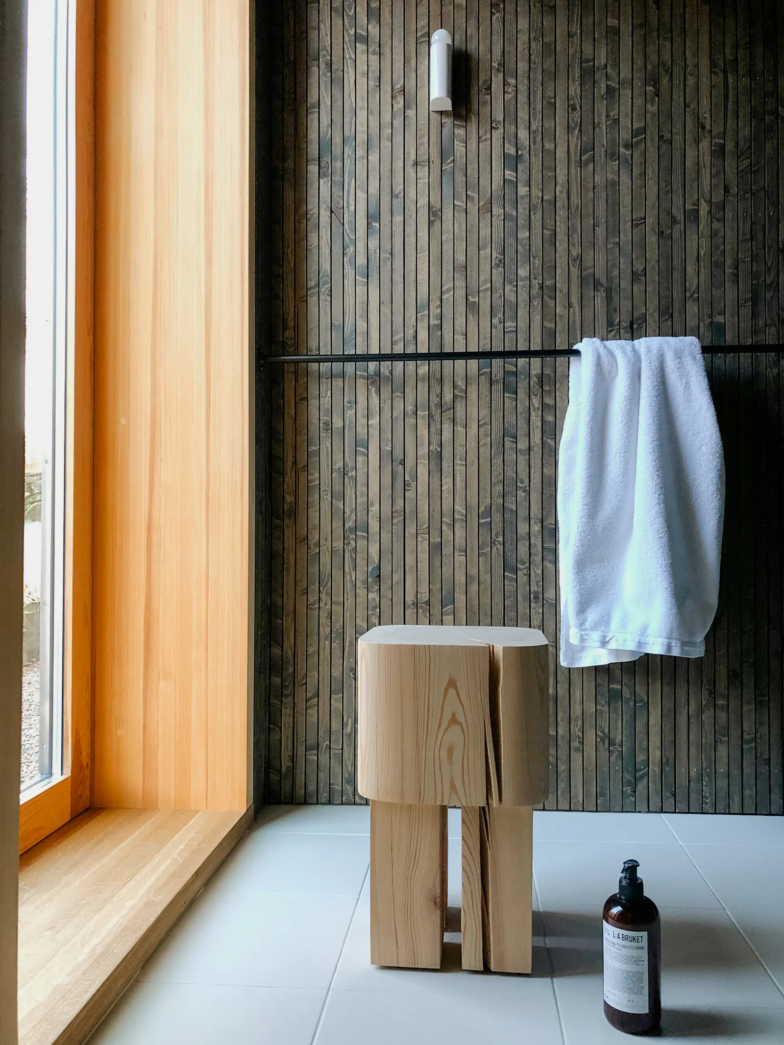 Designergård med bastu vid bäck i Hallands bokskog – bild 20 av 24